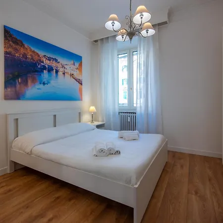 Daire Benny Gold - Elegant Right Next To The Metro Roma